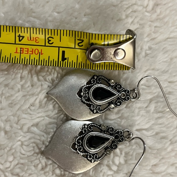 Lia Sophia Black and Silver Ornate Earrings - Picture 4 of 5